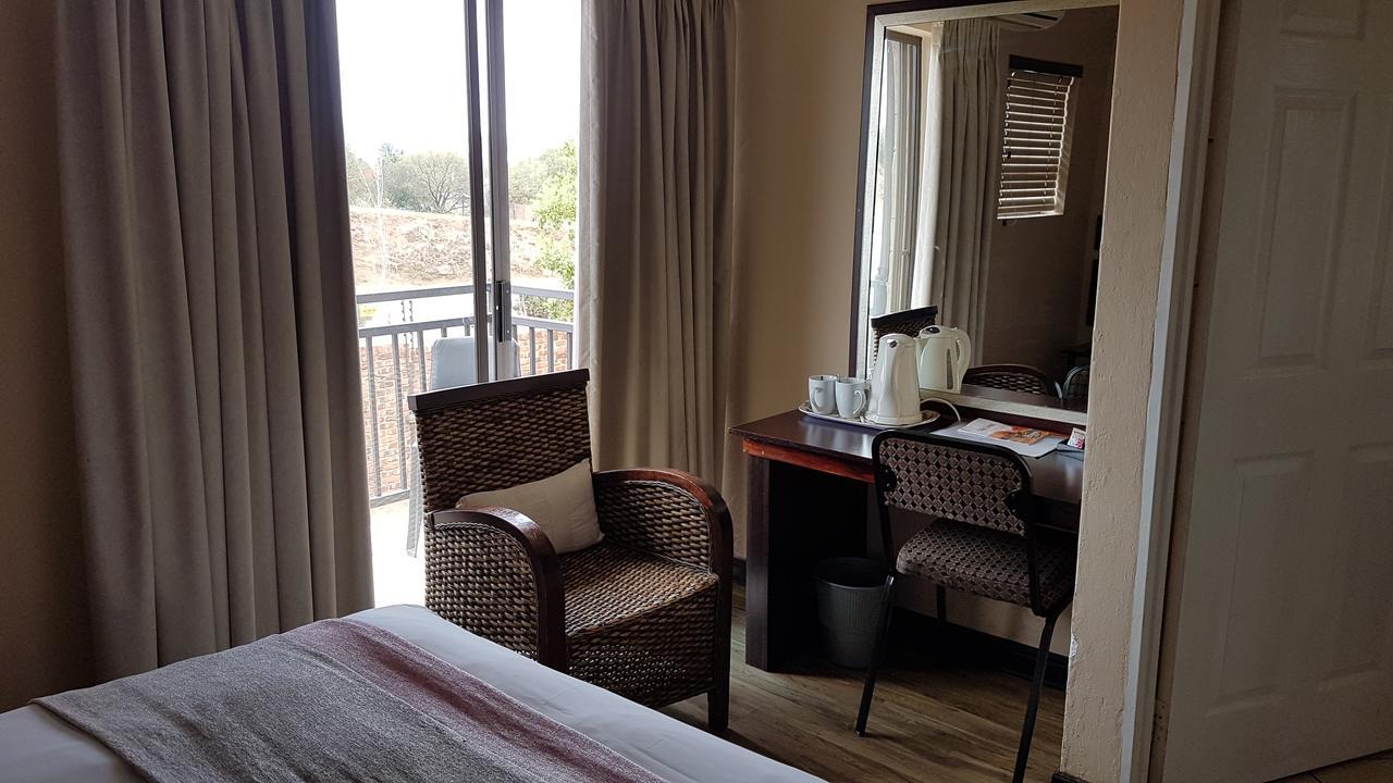 Tsessebe Guesthouse Bloemfontein Esterno foto